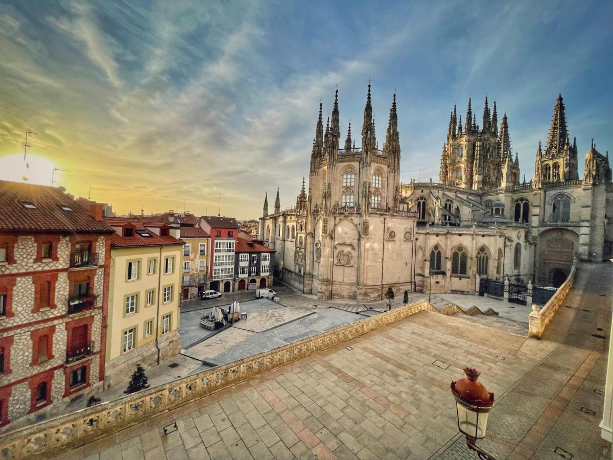 Una Mirada A La Catedral-Apartamentos Burgos Catedral Extérieur photo